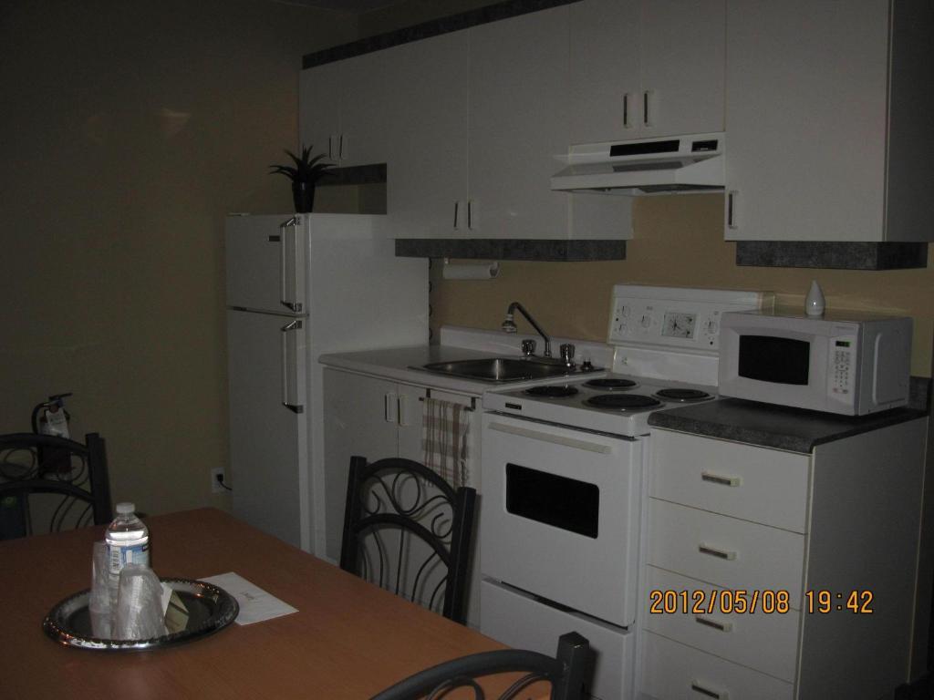 Motel Parc Beaumont Inc. Phòng bức ảnh